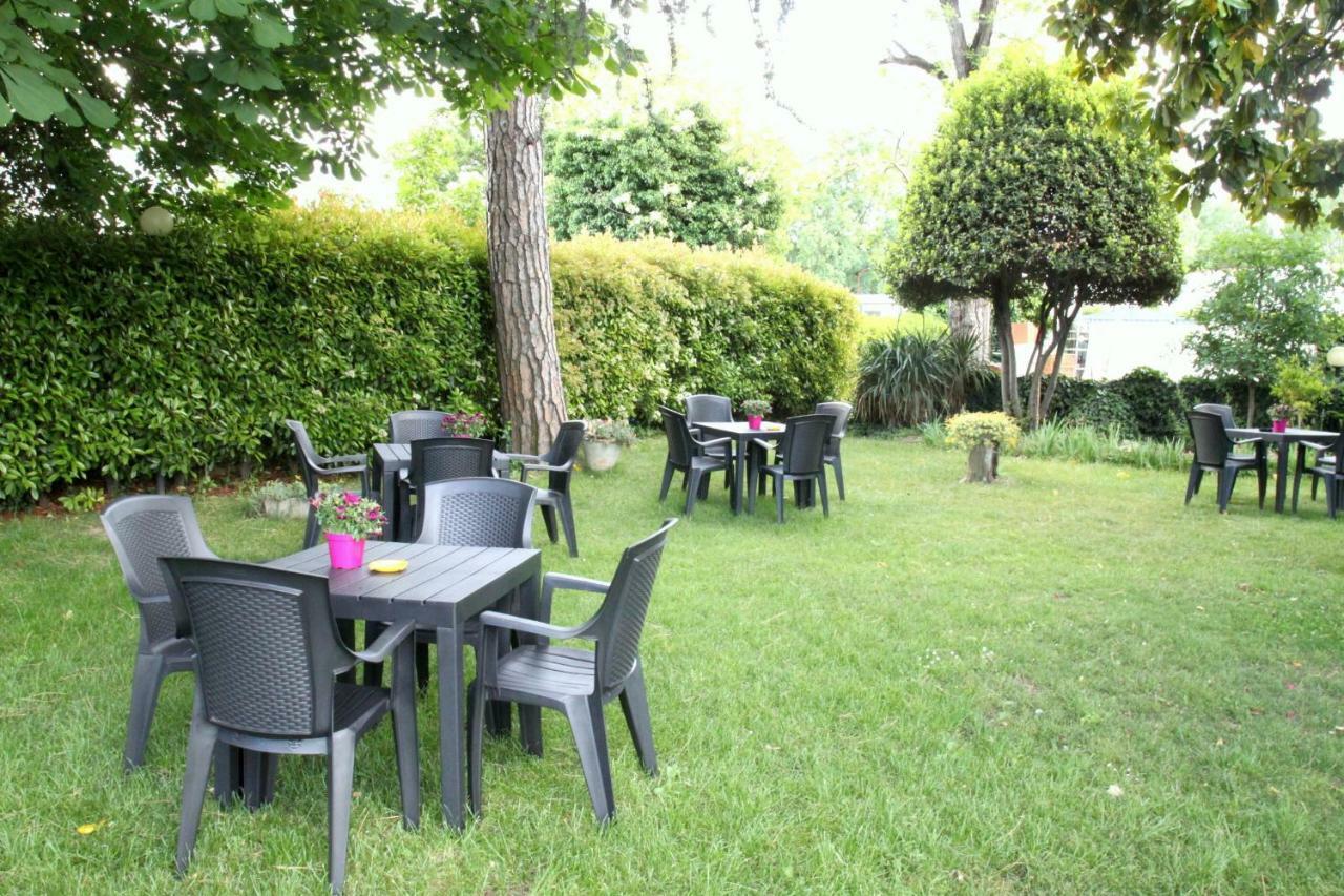 Hotel Villa Azzurra Bologna Eksteriør bilde